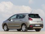 Peugeot 3008 HYbrid4 2013 года